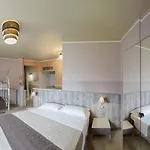 Serena 3* Lerici