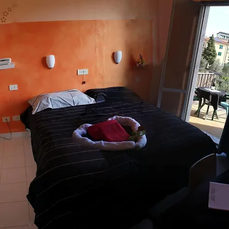 Serena 3*