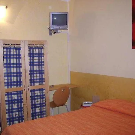 Serena Hotel